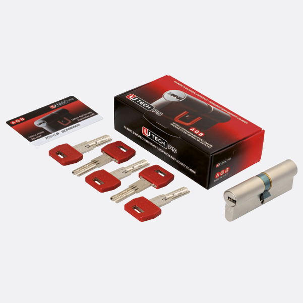 Components included in the U-Tech PS box: cylinder, key card, and keys